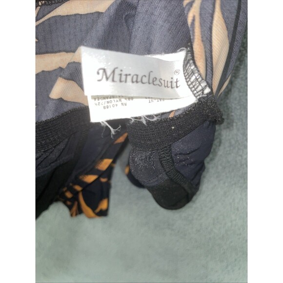 Miraclesuit Swimsuit Women 12 Black One Piece V-Neck Wireless Tropical Beach‎ - Picture 9 of 11